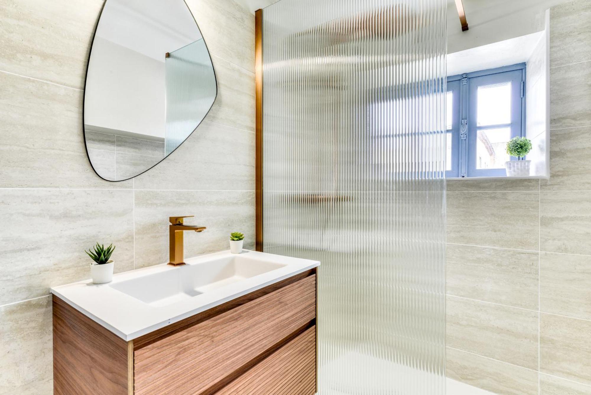 Cocon Carcassonnais - Free Parking - Wifi - Climatisation - Equipee Apartamento